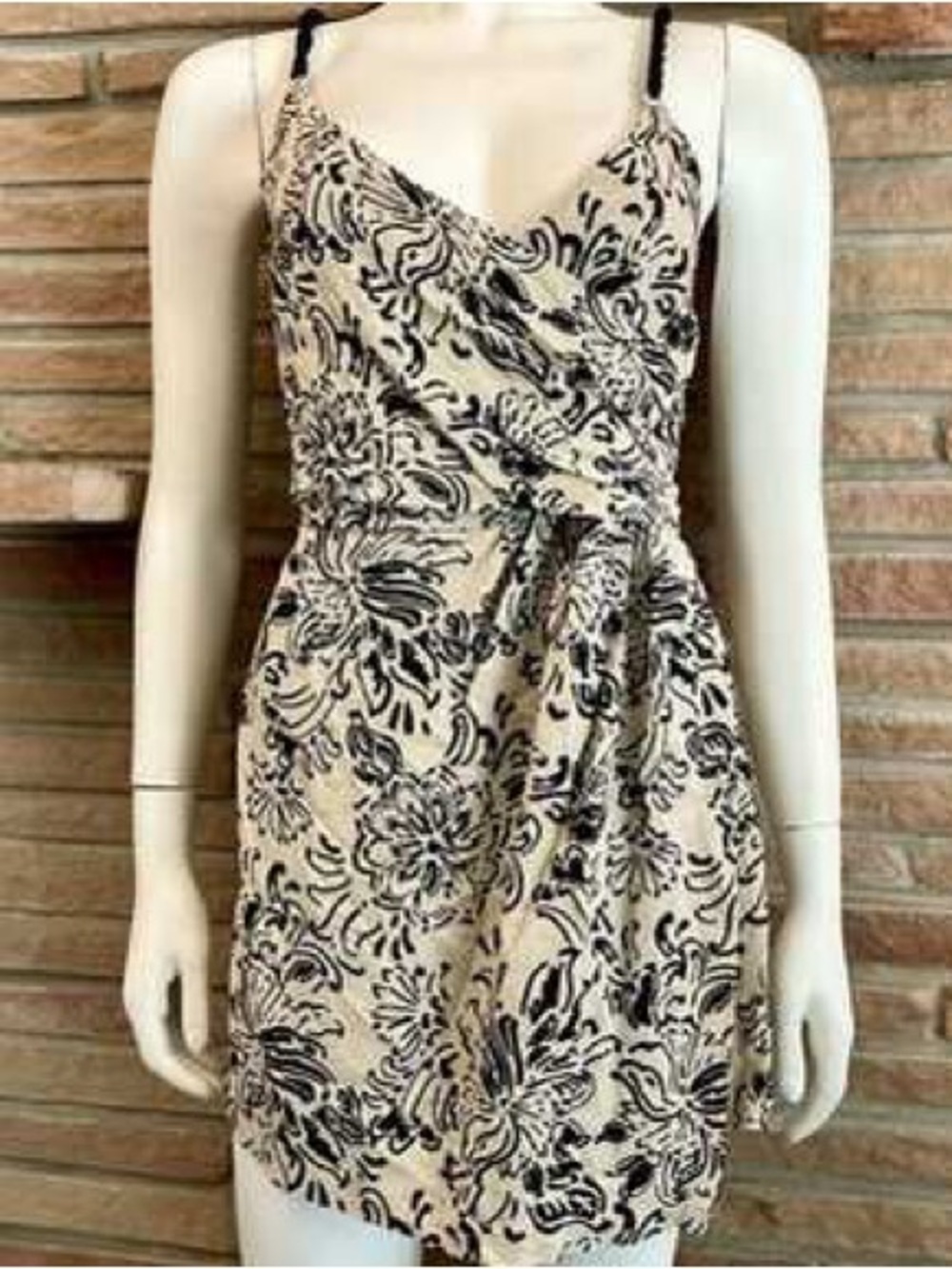 Zara Cream & Black Floral Romper - EUC - women’s Large